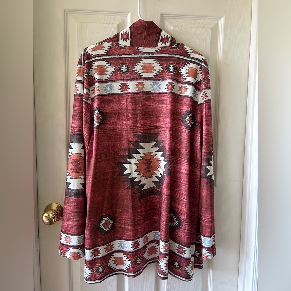 Women’s Aztec Design Cardigan - Picture 2 of 4